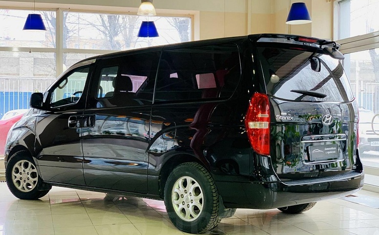 Hyundai Grand Starex