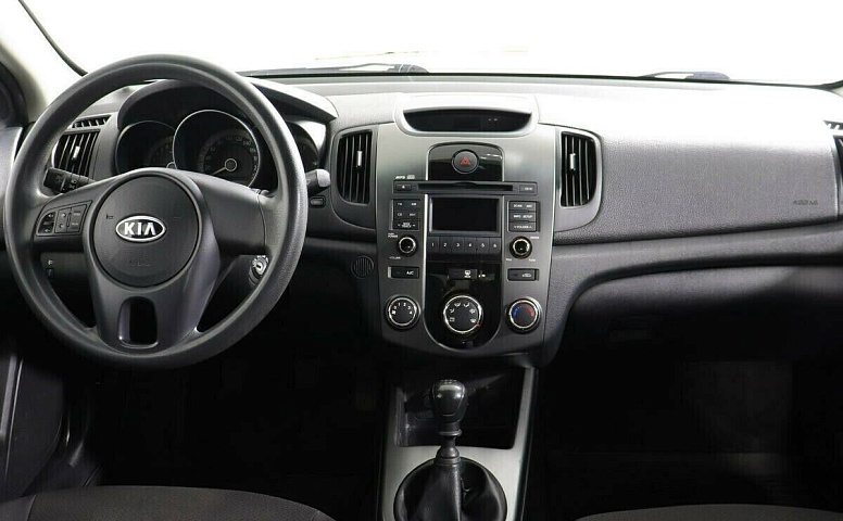 Kia Cerato II