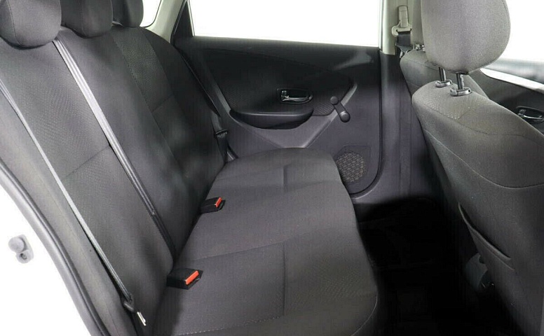 Nissan Almera III (G15)