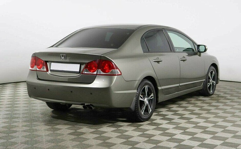 Honda Civic 1.8 Автомат