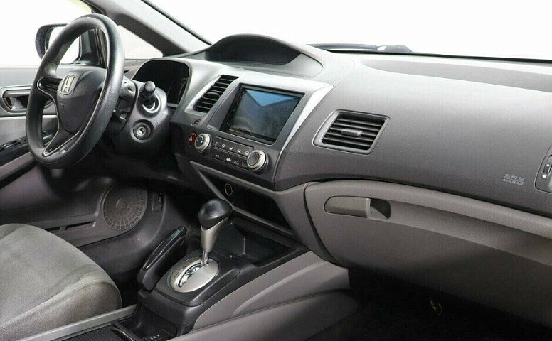 Honda Civic 1.8 Автомат