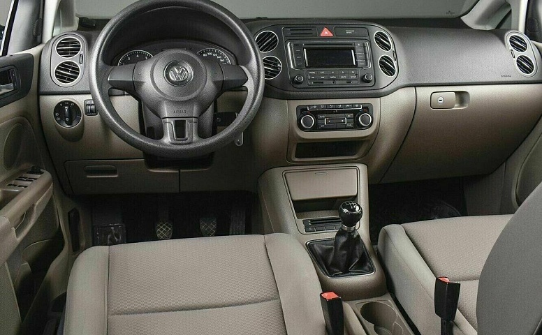 Volkswagen golf plus