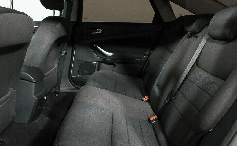Ford Mondeo 2.3 Автомат