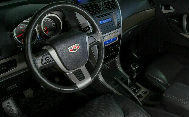 Geely emgrand x7