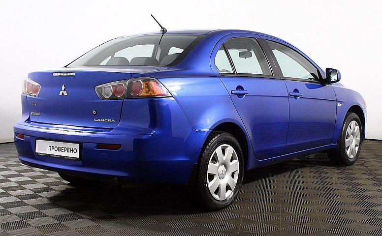 Mitsubishi Lancer