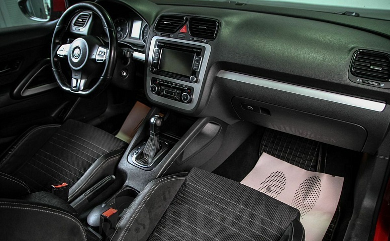 Volkswagen Scirocco, 3 поколение