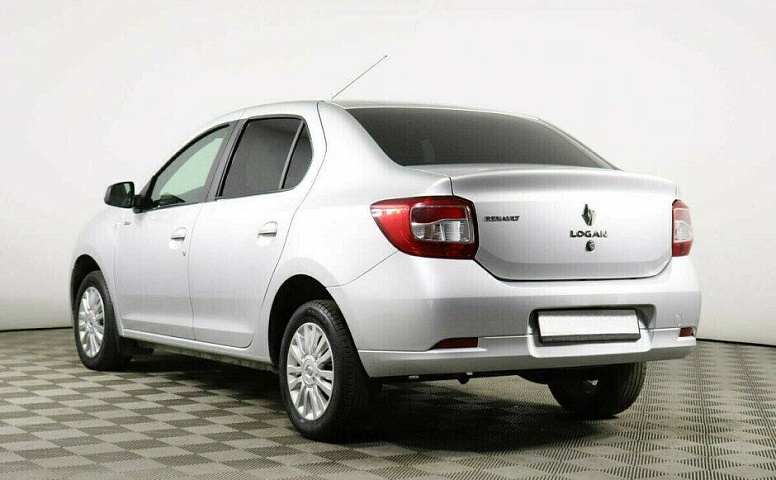 Renault Logan 1.6 Автомат