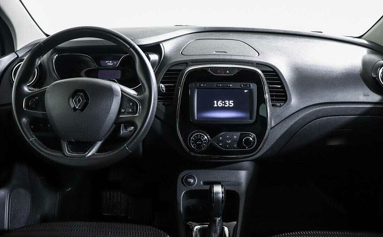 Renault kaptur cvt 2017 с пробегом 57 680 км