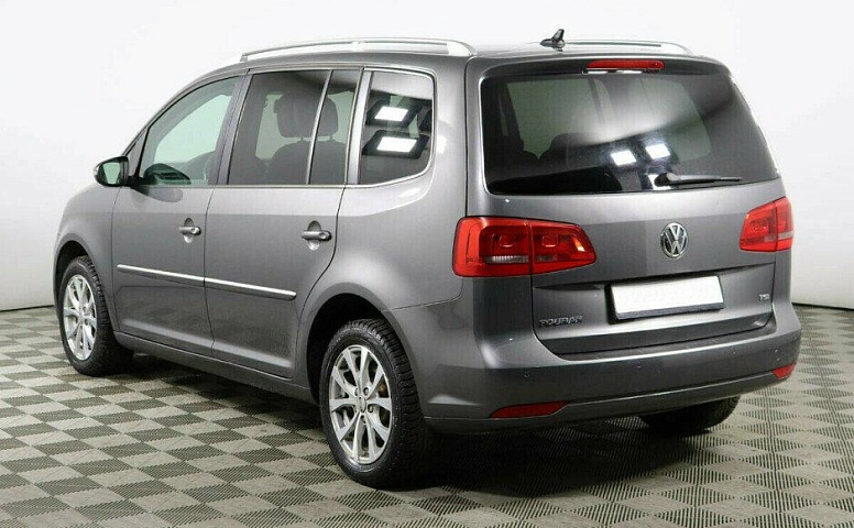Volkswagen Touran 1.4 Робот