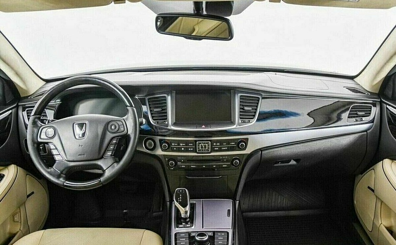 Hyundai equus