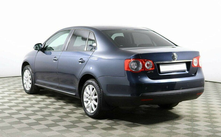 Volkswagen Jetta 1.6 Робот