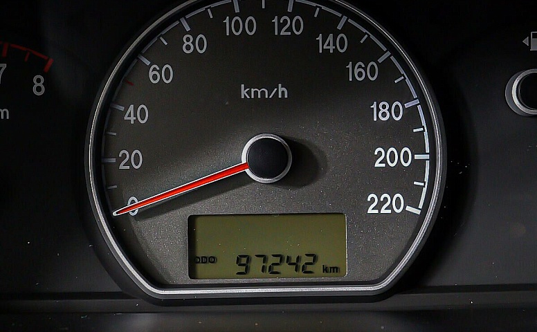 Hyundai Elantra 1.6 МКПП