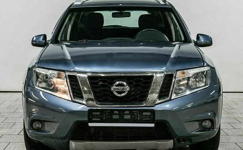 Nissan terrano