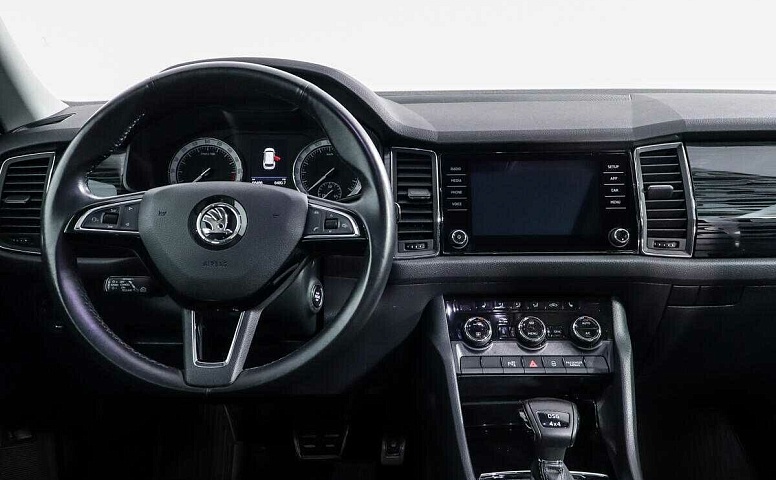 Skoda kodiaq робот 2018 с пробегом 48 301 км