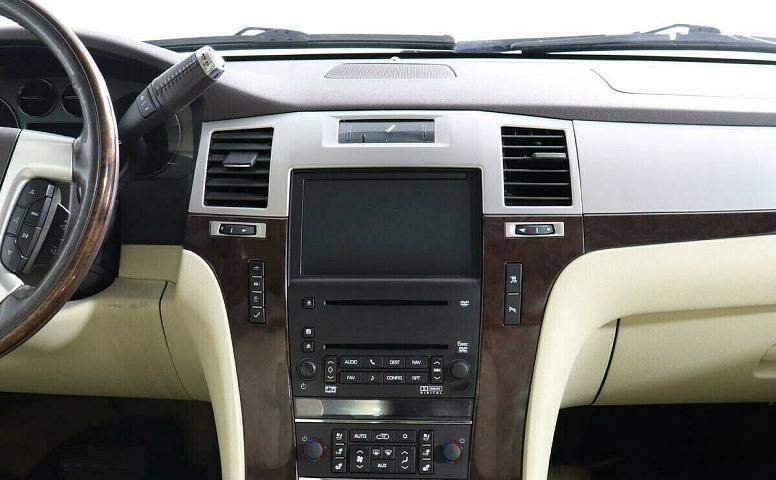 Cadillac Escalade III