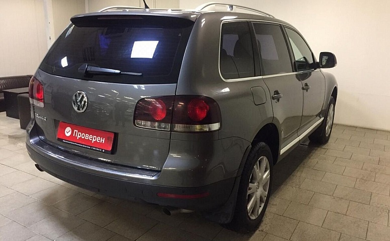 Volkswagen Touareg I Рестайлинг