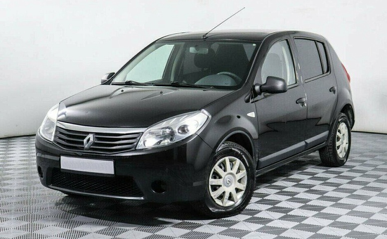 Renault Sandero 1.6 Автомат