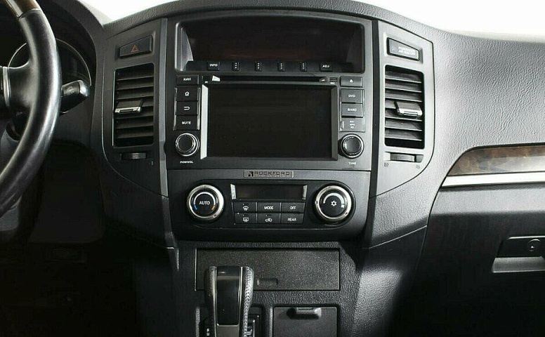 Mitsubishi Pajero 3.2 Автомат