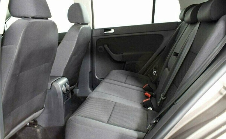Volkswagen Golf Plus 1.6 Робот