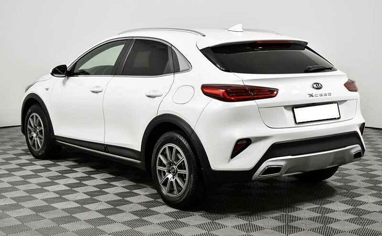 Kia xceed робот 2021 с пробегом 7 300 км