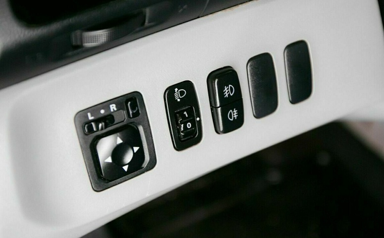 Mitsubishi grandis