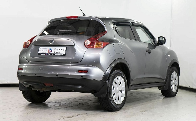 Nissan Juke, 1 поколение