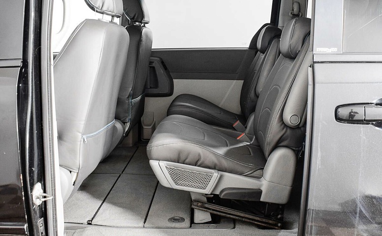 Dodge Caravan