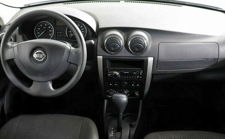 Nissan Almera 1.6 Автомат