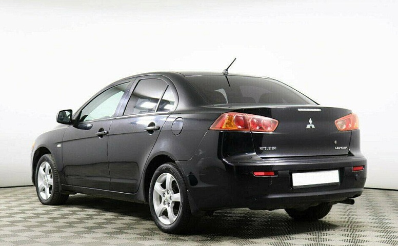Mitsubishi Lancer 1.5 Автомат