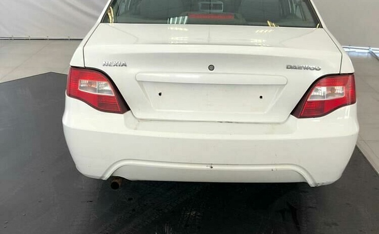 Daewoo NEXIA 1.5 MT (80 л.с.)