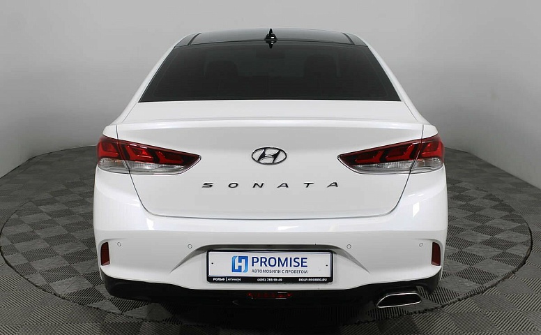 Hyundai Sonata 2.0 АКПП