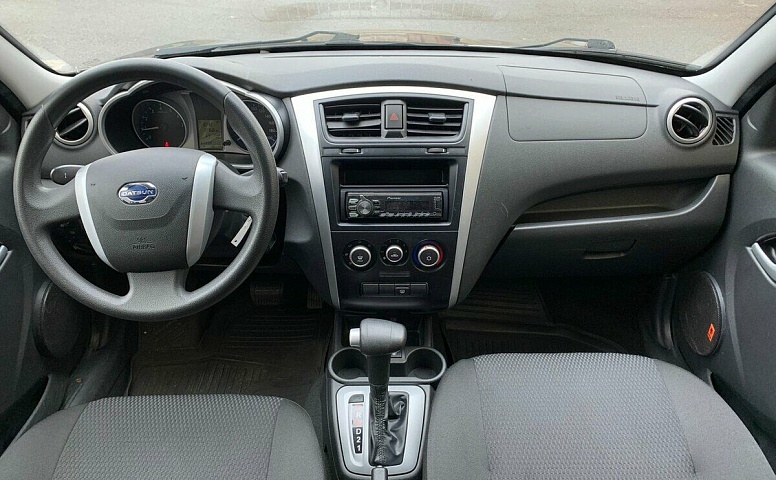 Datsun mi-DO