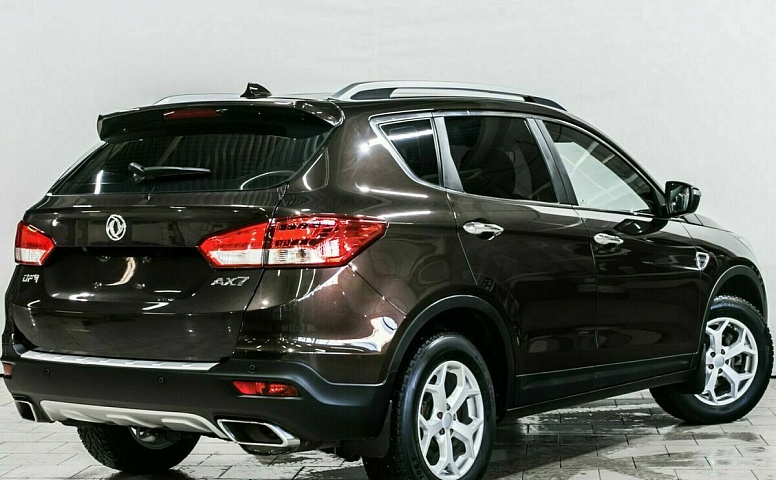 Dongfeng ax7