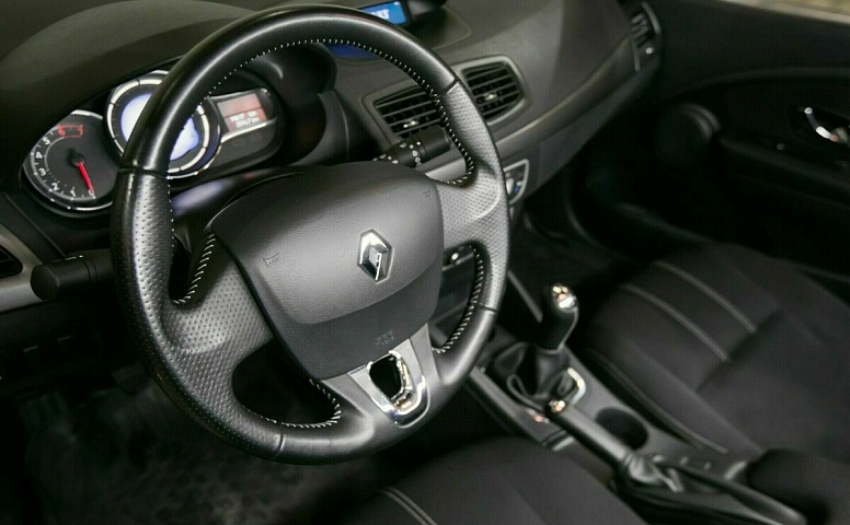 Renault fluence