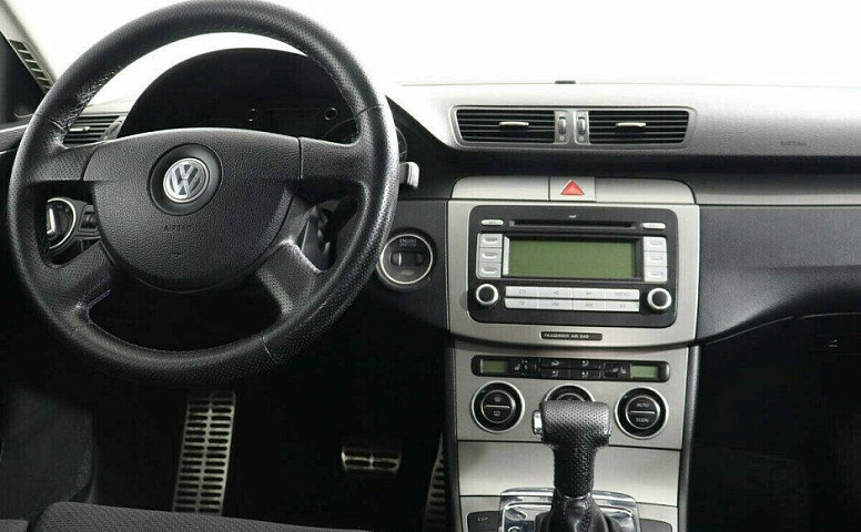 Volkswagen Passat 2.0 Автомат
