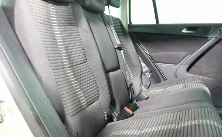Volkswagen Tiguan 2.0 Автомат