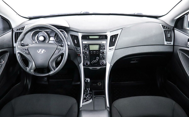Hyundai Sonata 2.0 АКПП