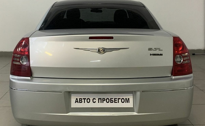 Chrysler 300C 2.7 AT (193 л.с.)