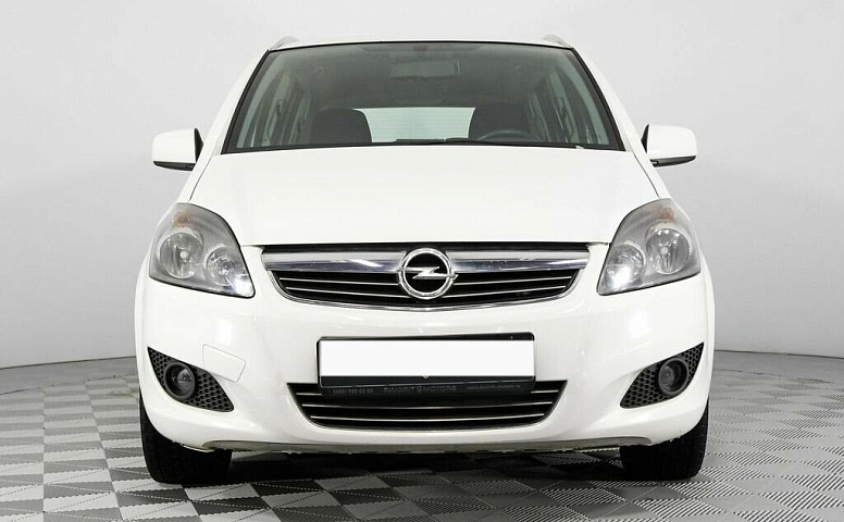 Opel Zafira B Рестайлинг