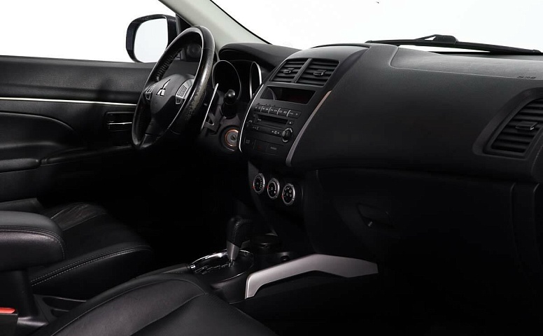 Mitsubishi ASX I