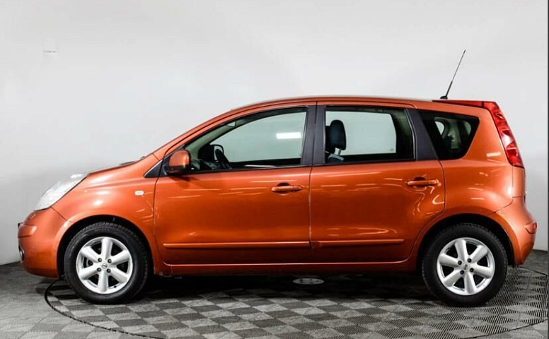 Nissan Note I