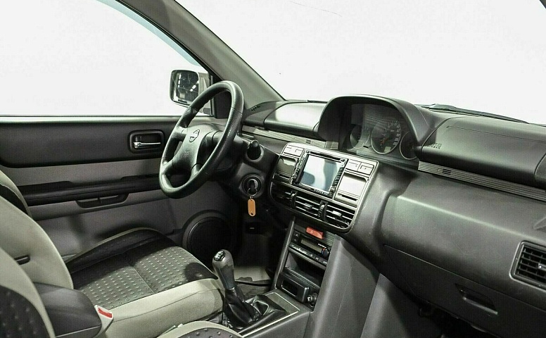 Nissan X-Trail I