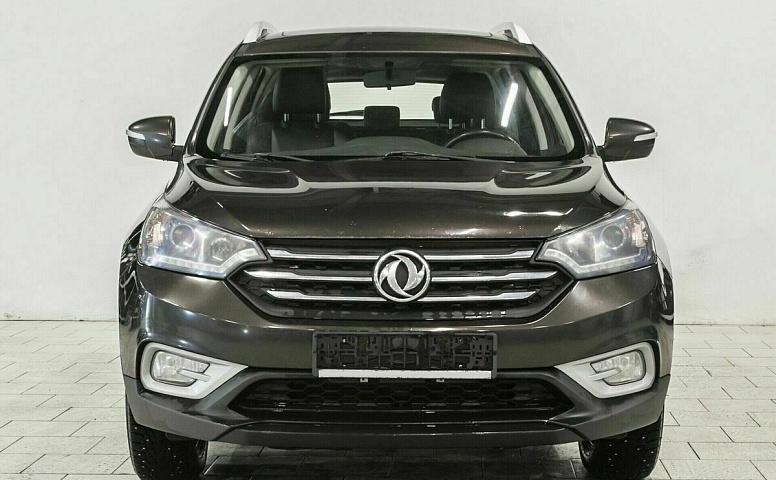 Dongfeng ax7