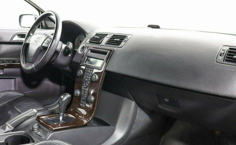Volvo S40 2.4 Автомат
