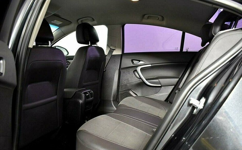 Opel Insignia 2.0 Автомат