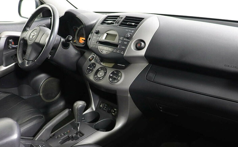 Toyota RAV4 III (XA30)