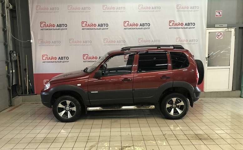 Chevrolet NIVA 1.7 MT (80 л.с.) 4WD