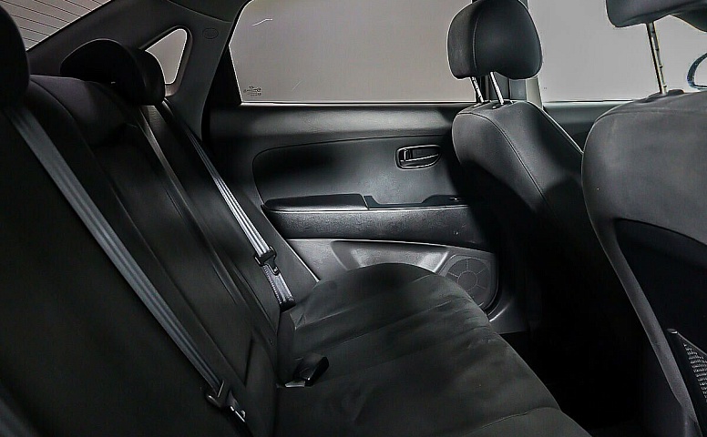 Hyundai Elantra 1.6 МКПП
