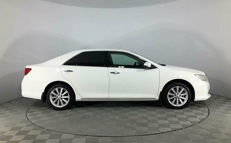 Toyota Camry VII (XV50)