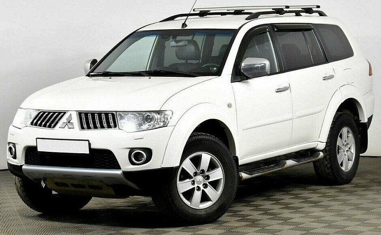 Mitsubishi Pajero Sport 3.0 Автомат